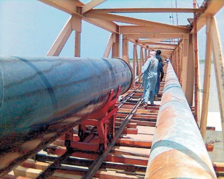 Kadanwari Gas Pipeline Overhead Crossing at River Indus